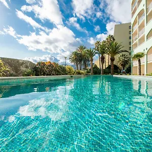 pestana-bay-ocean-aparthotel.madeira-islandshotels.com/